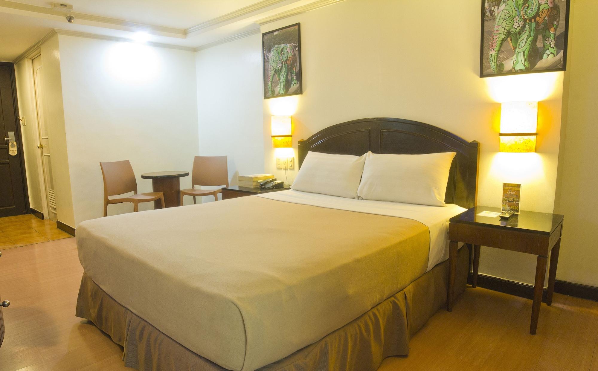 Fersal Hotel Neptune Makati Makati City Exterior photo
